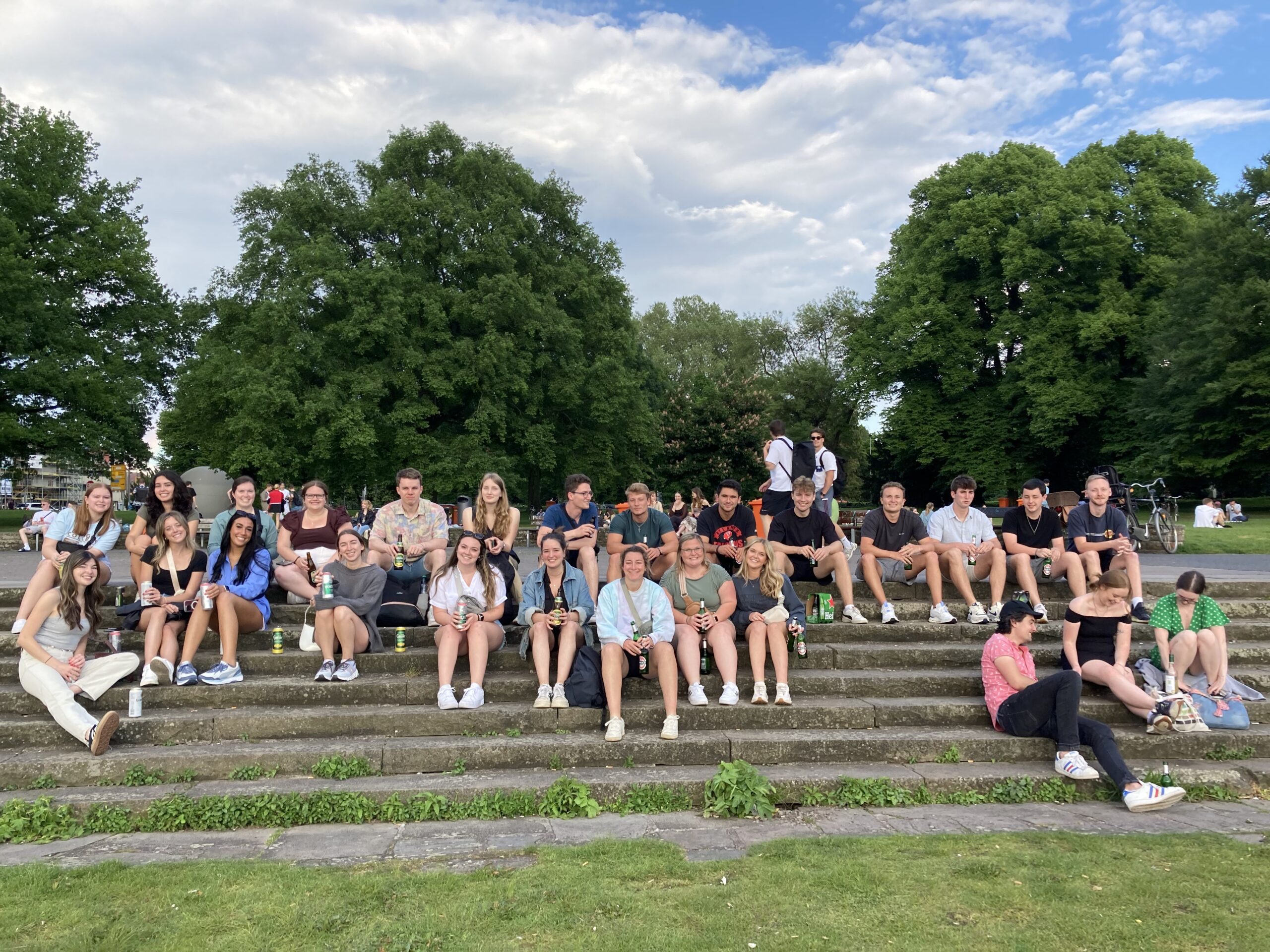 Read more about the article Monday Night – Chill out by the Aasee and Eat Traditional German Food