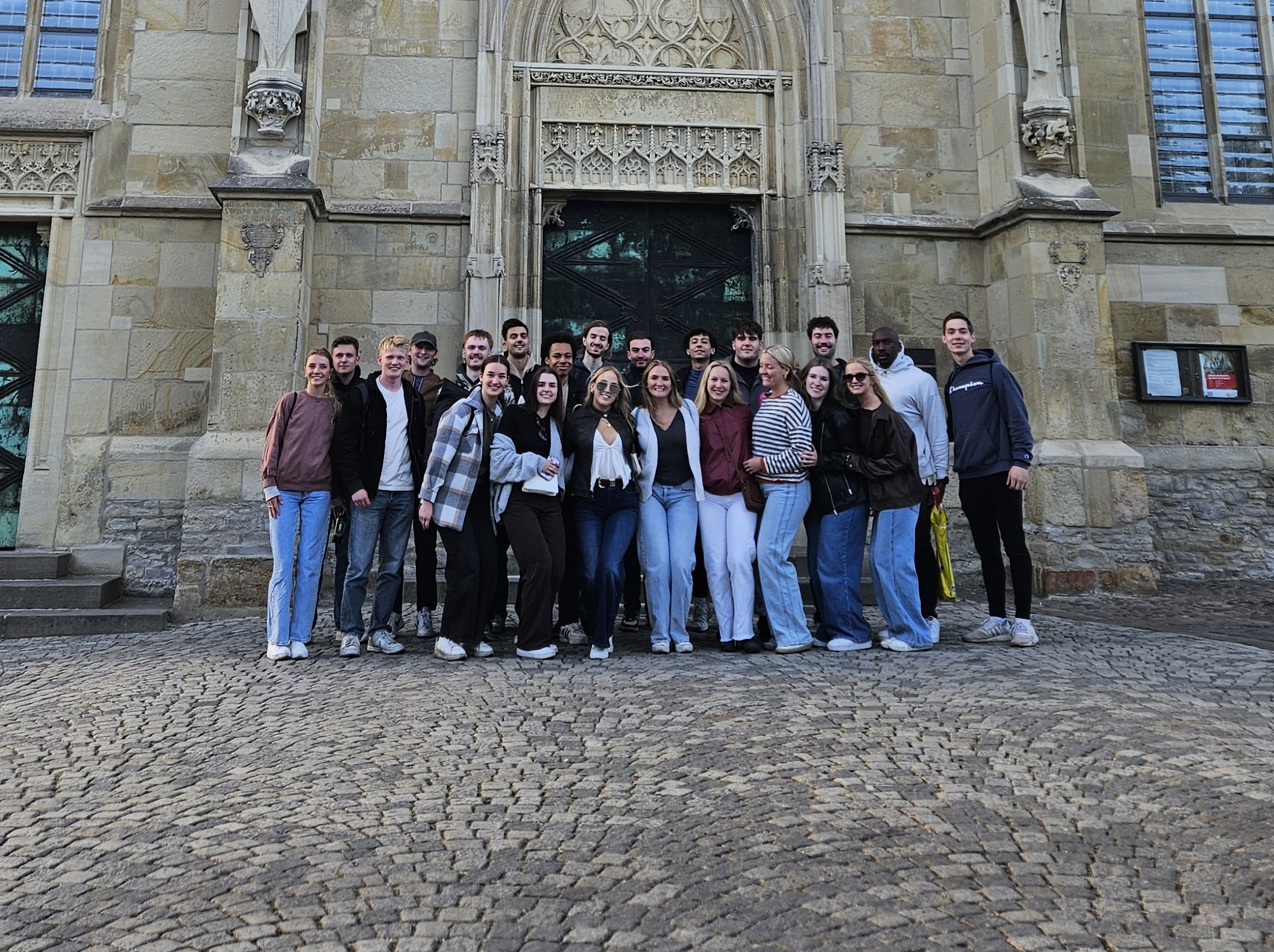 Read more about the article Day 1 – Thursday Evening