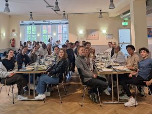 Read more about the article Day 2 – Seminar (Empathize and Ideate)